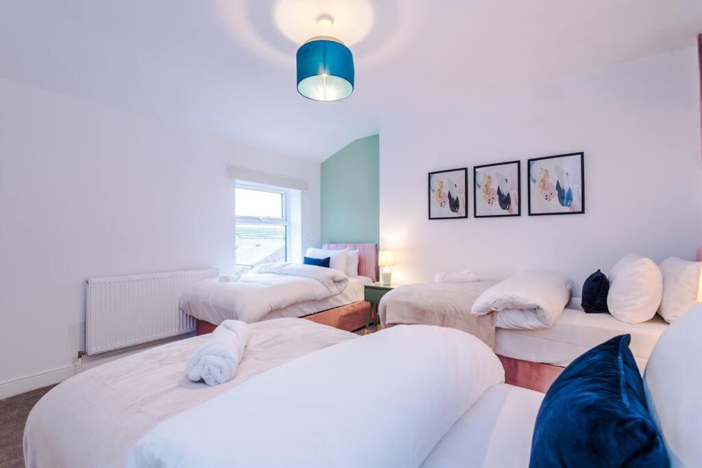 Вилла 5 Bed Salford Sanctuary Retreat Манчестер Экстерьер фото
