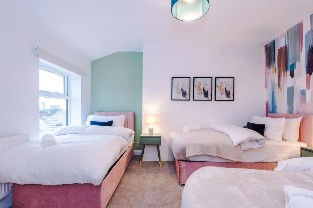 Вилла 5 Bed Salford Sanctuary Retreat Манчестер Экстерьер фото